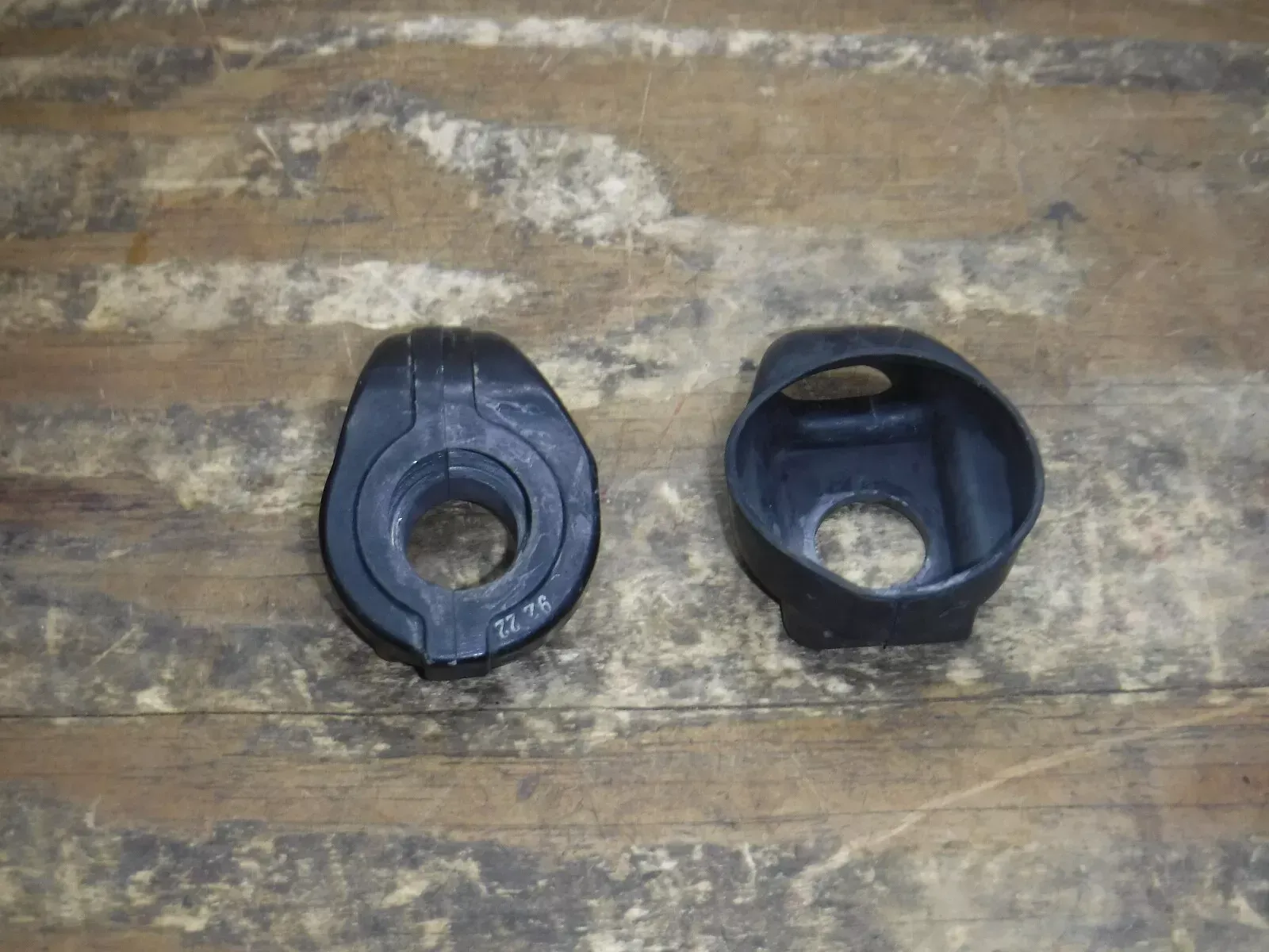 2010 RMZ250 Throttle Tube Housing Handle Bar Twist Throttle Cable