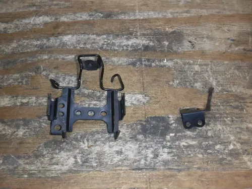 2011 Kx250f (B) Kawasaki CDI Mounting Bracker Condenser Mounting Bracket