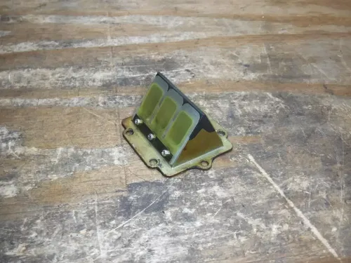1988 Kx125 Kawasaki Intake Reed Cage Rubber Boot Carb Carburetor