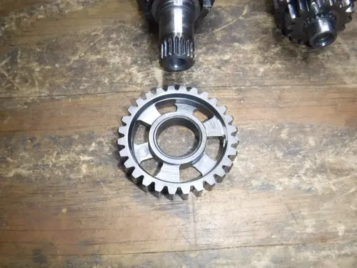 2006 CRF250x Transmission Main Counter Shaft Gear Box