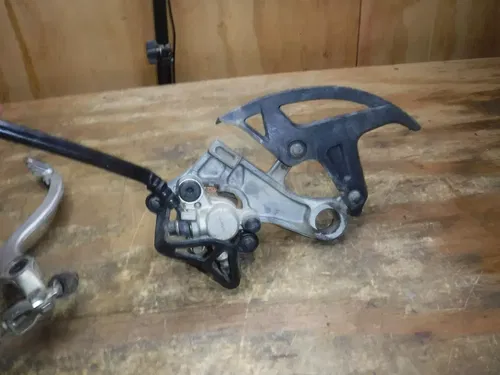 2015 Crf250r (B) Rear Brake Assembly Caliper Pads Mastercylinder Line
