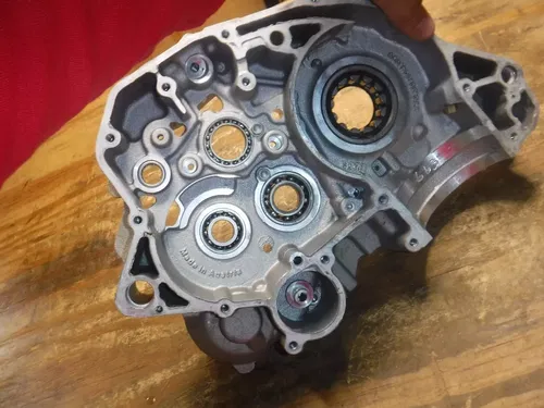 2005 KTM250sxf Right Side Crank Case Crankcase Bottom End Clutch side