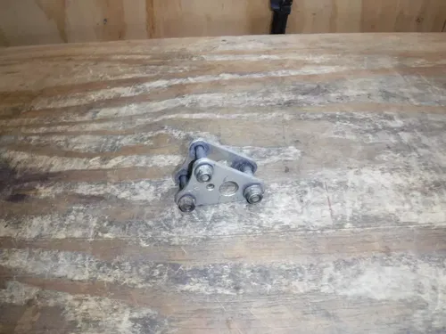2004 Rm250 Top End Motor Mount Engine Stay Bracket