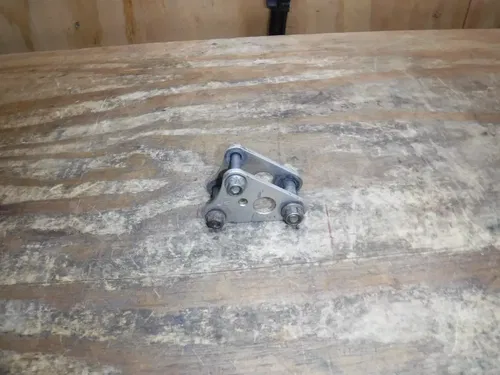 2004 Rm250 Top End Motor Mount Engine Stay Bracket