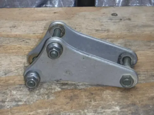 2005 Yz250f Top End Motor Mount Mounting Bracket Bolts