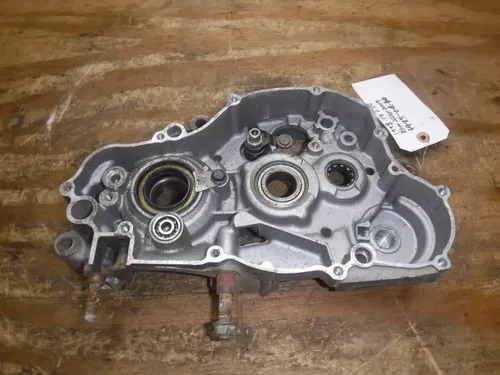 1998 Yz250 (M6) Yamaha Right Side Crank Case Crankcase Bottom End Kicker Side