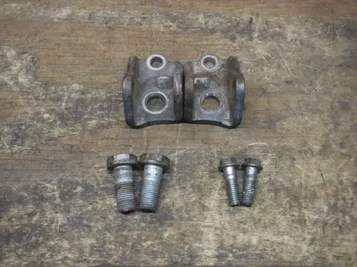 2007 CRF450r Foot Peg Mounts Frame 2005 2006 2008 2009 CRF 450 HONDA OEM BOLTS