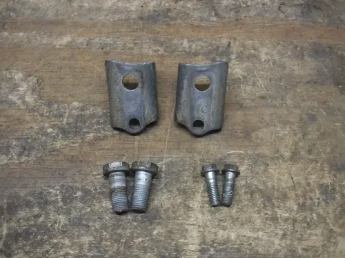 2007 CRF450r Foot Peg Mounts Frame 2005 2006 2008 2009 CRF 450 HONDA OEM BOLTS