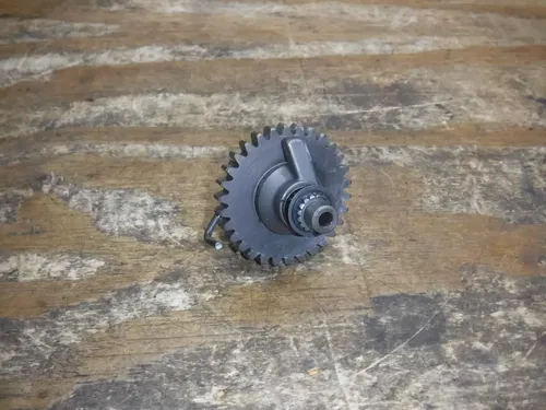 1988 Kx125 Kawasaki Kick Start Shaft Kicker Drive Gear Assembly