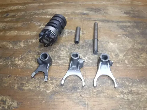 1999 Yz80 (B) Transmission Shift Forks Drum Rods 1994 1995 1996 1997 1998 - 2001