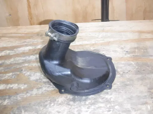 2001 Yz426f (B) Yamaha Intake Airbox Rubber Boot Housing Carb