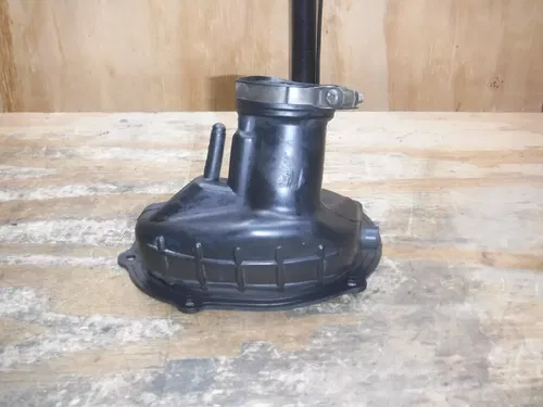 2001 Yz426f (B) Yamaha Intake Airbox Rubber Boot Housing Carb
