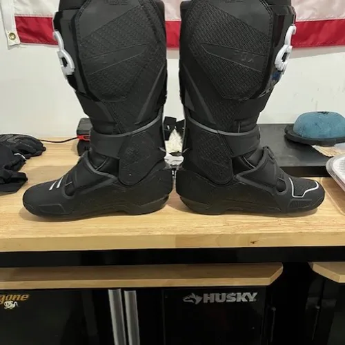 Used Fox Boots