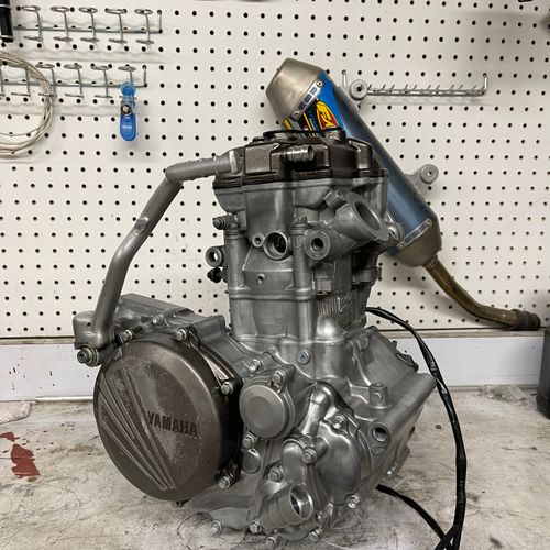 Yz250f motor outlet