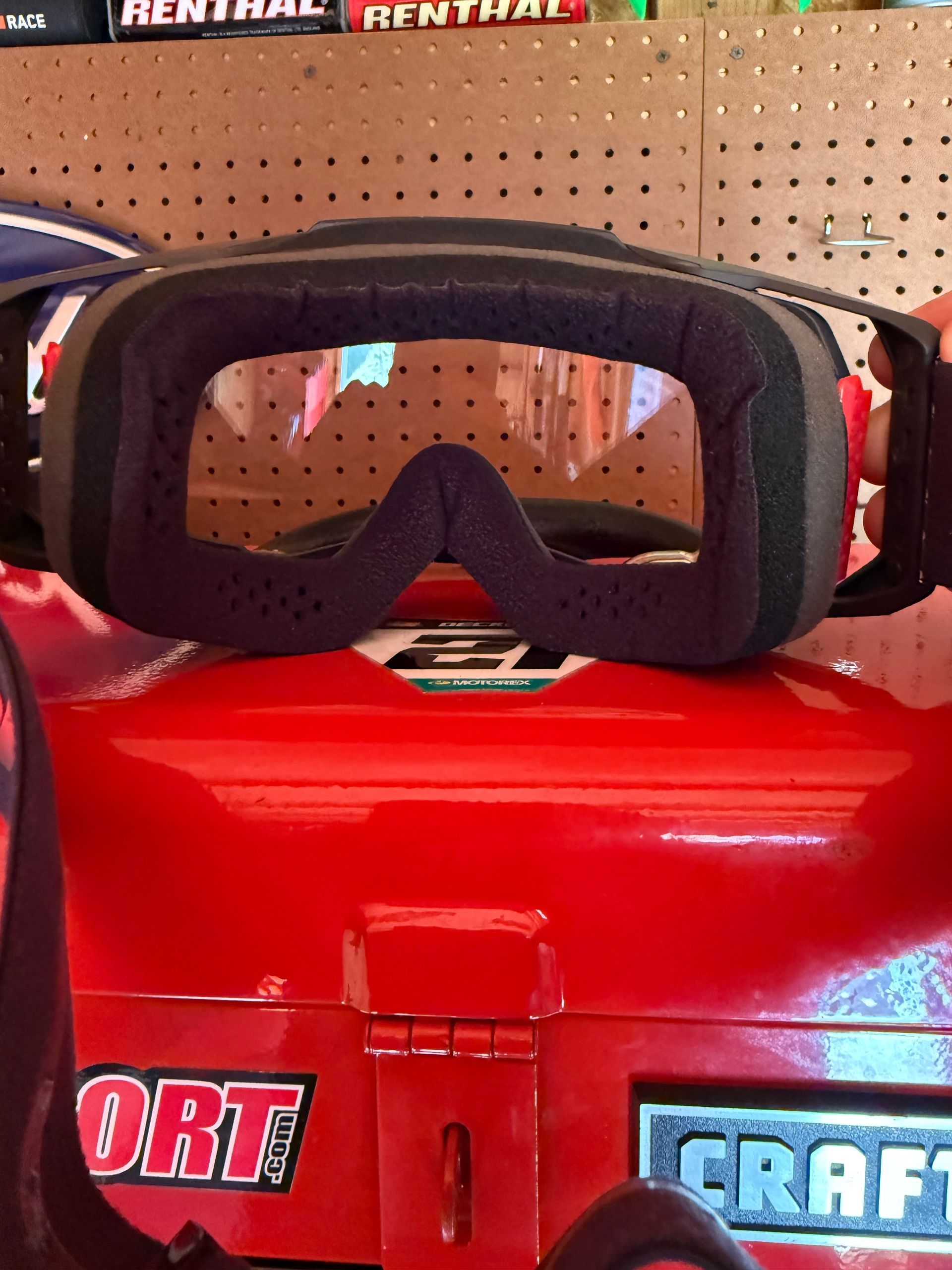 100% Armega Goggles 