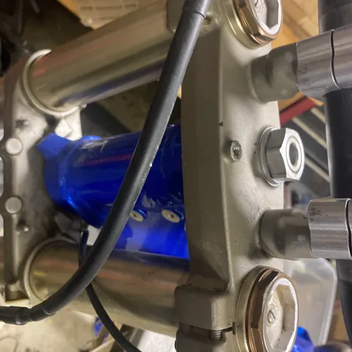 2006 KYB SSS complete Front End With Brake And Wheel 