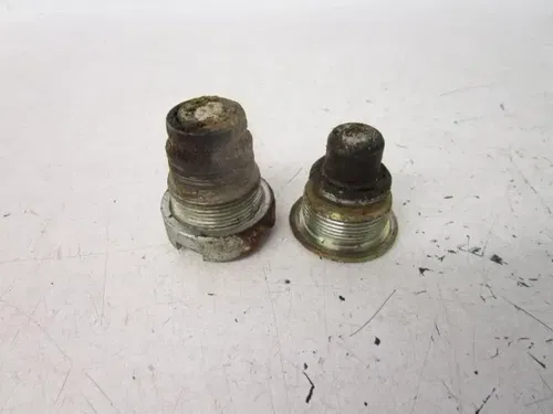 03 Honda TRX 350 FE Rancher Swingarm Pivot Bolts 90121-HM5-930 2000-2006