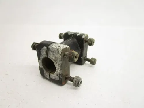 00 Polaris Scrambler 500 4x4  Handlebar Bar Clamps Clamp 5630616-067