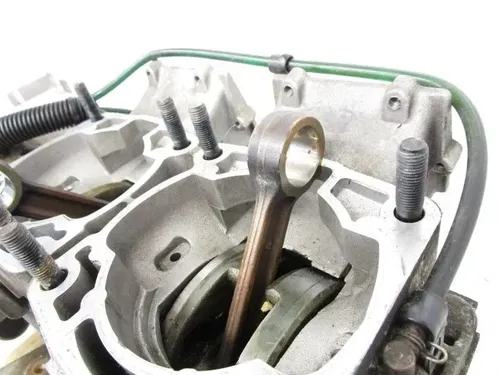 04 Polaris Indy 800 XC Bottom End Cases Crank 2202336 2201842 2004