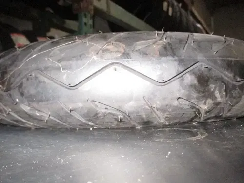 Bridgestone Hoop B03 110/90-13 Front Tubeless Scooter Tire 41st week of 2005