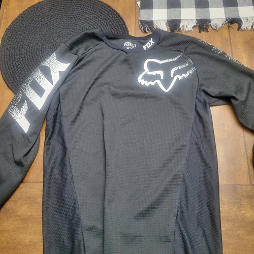Fox Jersey And Pants