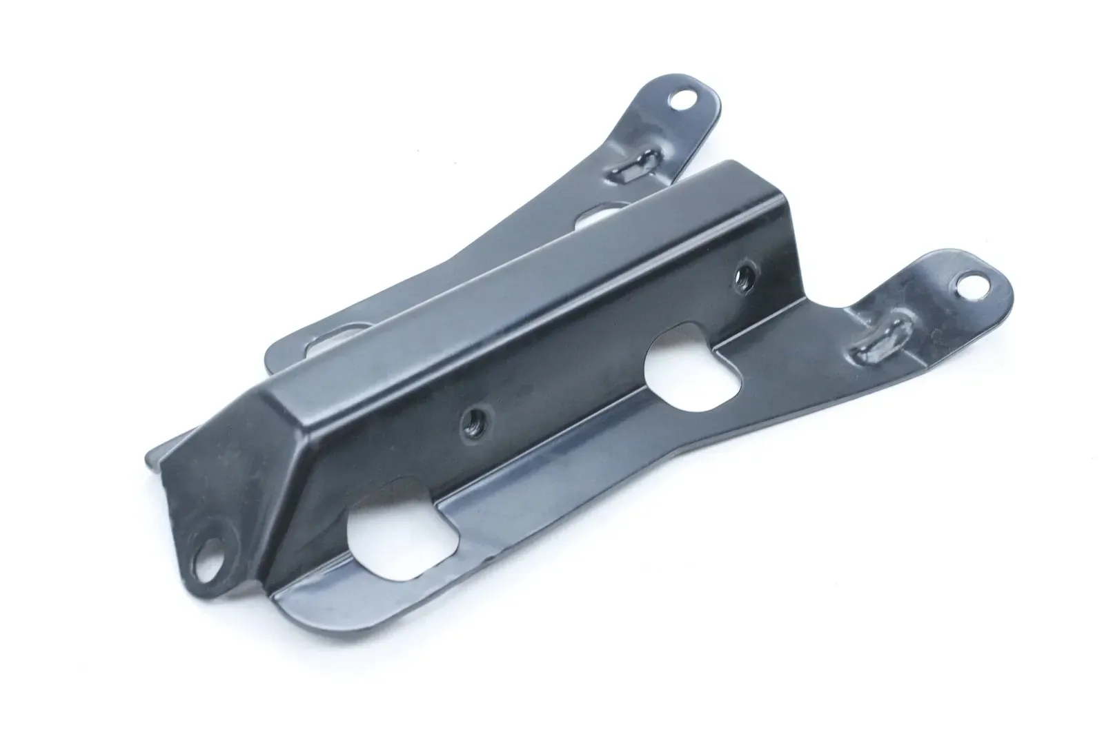 06-15 SUZUKI BOULEVARD M109R OEM IGNITION COIL SPARK PLUG CAP BRACKET