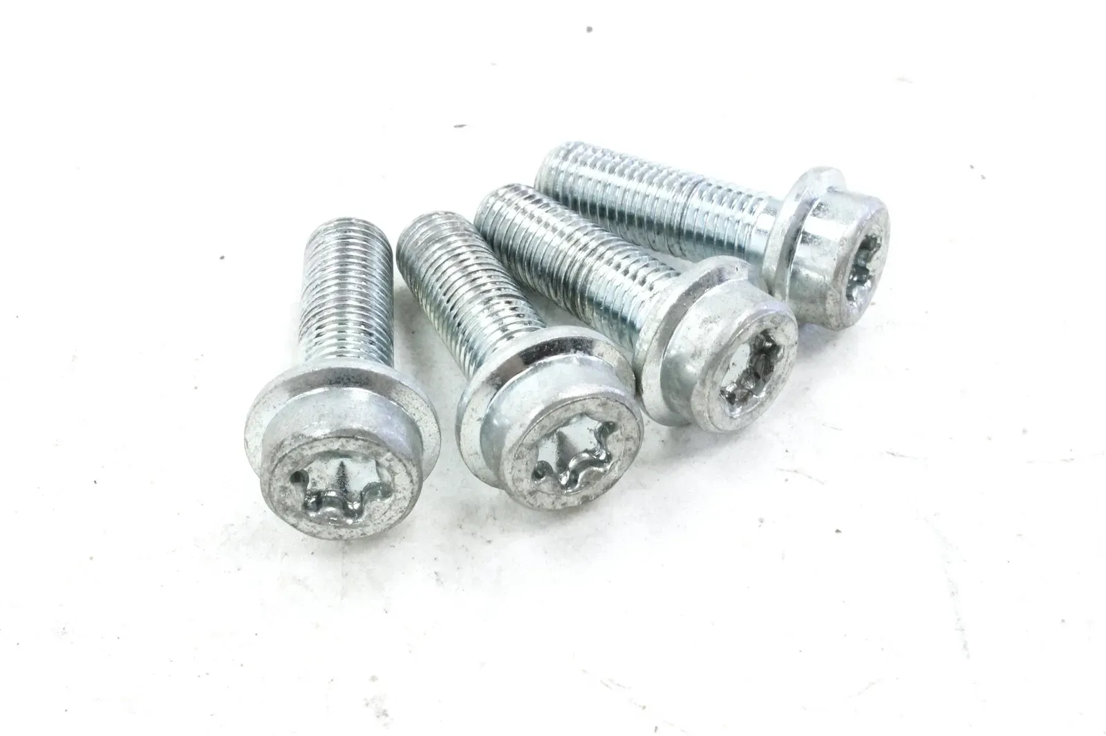 2000 2001 HONDA RVT1000R REAR BACK SUBFRAME SUB FRAME MOUNTING BOLTS HARDWARE