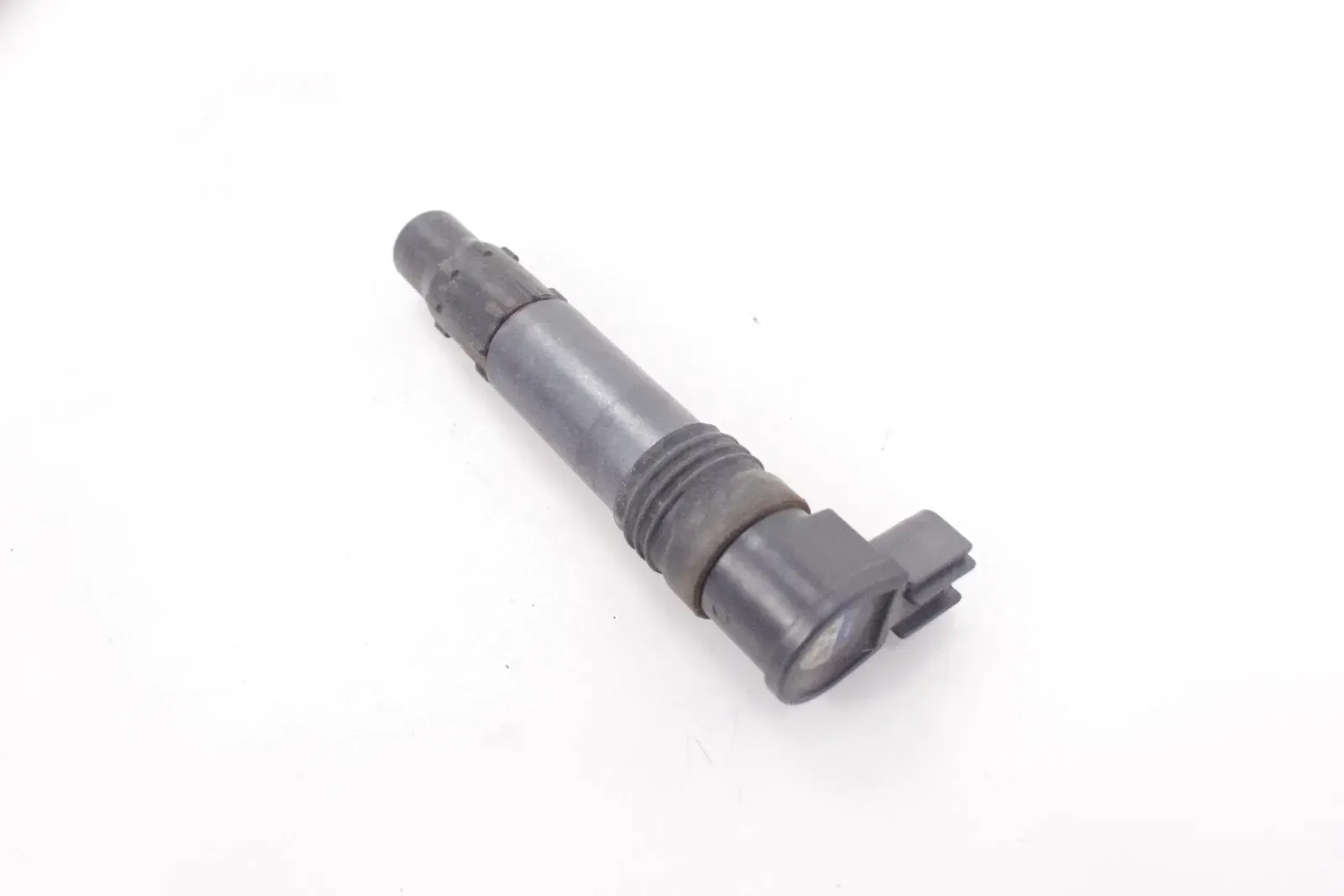 04-06 KAWISAKI Z750S IGNITION COIL SPARK PLUG CAP