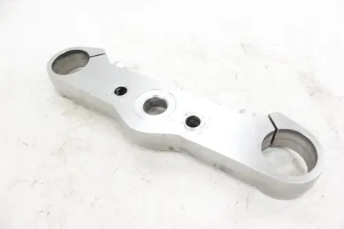 04-10 KAWASAKI VULCAN 2000 FORKS UPPER TRIPLE TREE CLAMP