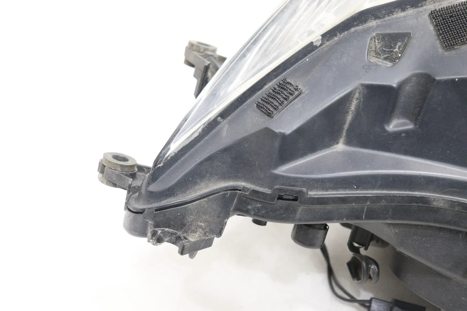 11-16 SUZUKI GSXR 1000 OEM FRONT HEADLIGHT HEAD LIGHT