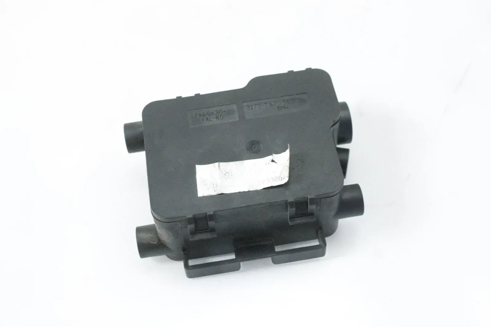 14-23 BMW R NINE T THROTTLE CABLE LINE HOUSING GUIDE 32 73 7 670 564