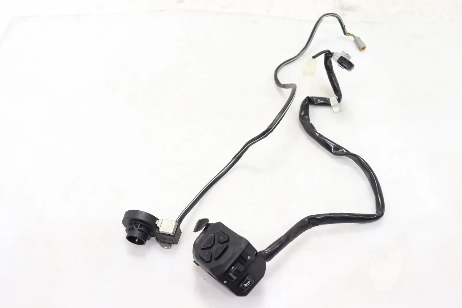 21-24 APRILIA RSV4 OEM LEFT CLIP ON HANDLE HORN SIGNALS SWITCH SWITCHES TRACTION