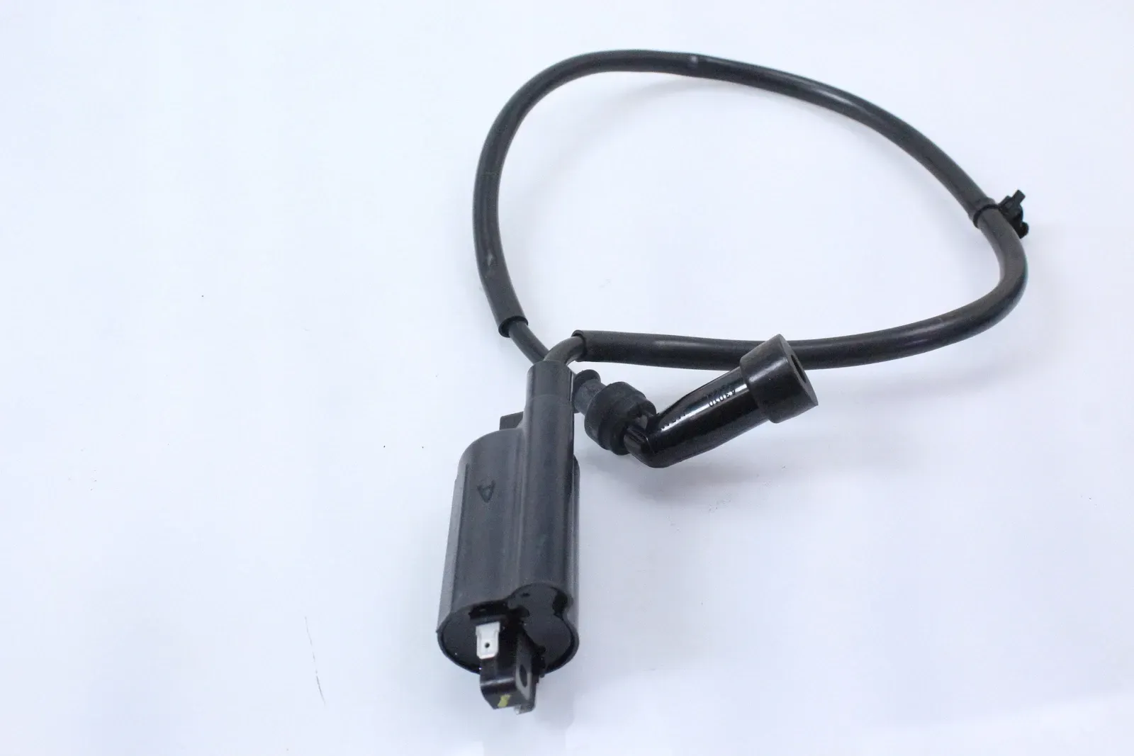 06-20 SUZUKI BOULEVARD M109R BOSS OEM IGNITION COILS ASSY FRONT