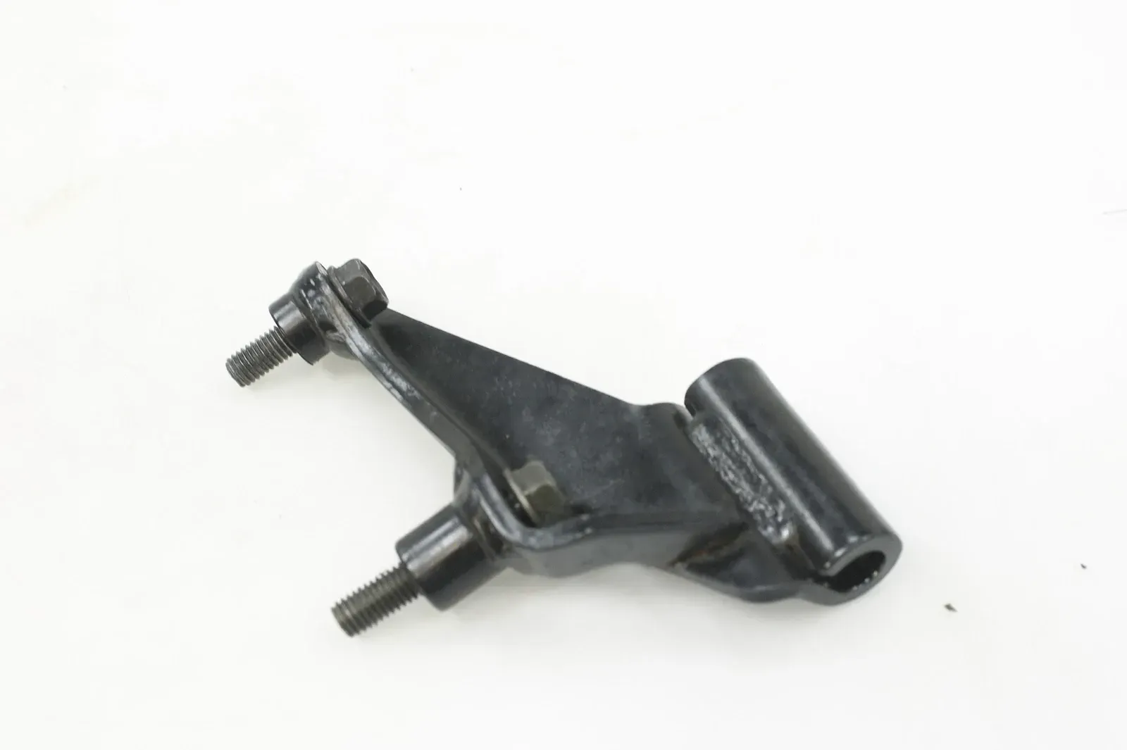 HONDA 98-03 SHADOW ACE 750 01-03 VT750 RR ENGINE MOUNT MOTOR BRACKET 50178-MBA-0