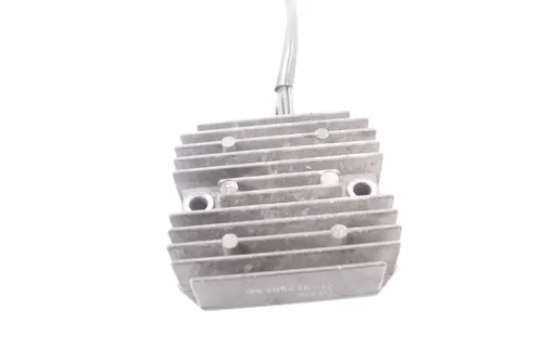 05-08 KAWASAKI VULCAN 1600 NOMAD OEM RECTIFIER VOLTAGE REGULATOR 21066-1106