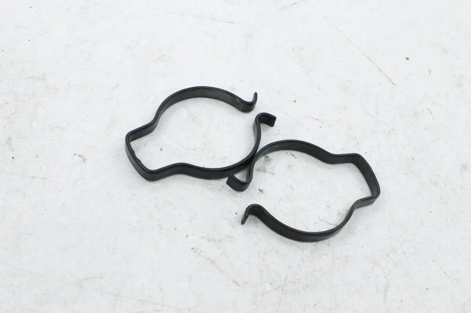 02-04 TRIUMPH SPRINT BRAKE LINE BRACKET