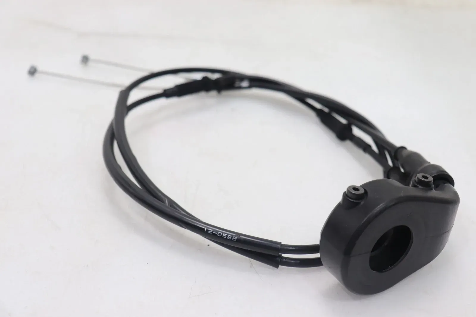 13-25 KAWASAKI NINJA ZX6R OEM THROTTLE CABLES LINES HOUSING