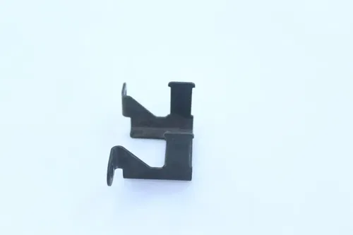 02-06 SUZUKI VSTROM 1000 OEM BRACKET UNDER AIRBOX