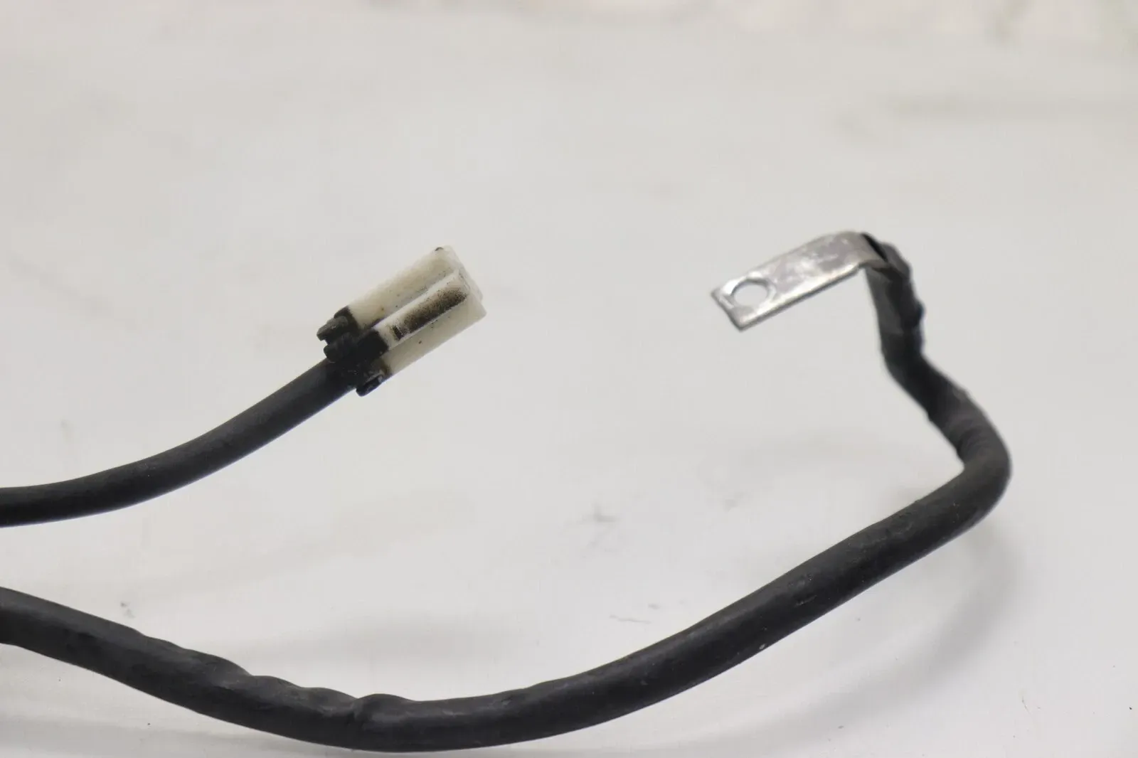 18-25 KAWASAKI NINJA ZX6R OEM POSITIVE BATTERY CABLE