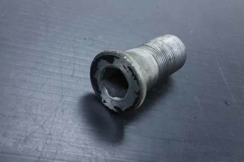 00 01 KAWASAKI NINJA ZX12R OEM ENGINE MOUNTING COLLAR SPACER