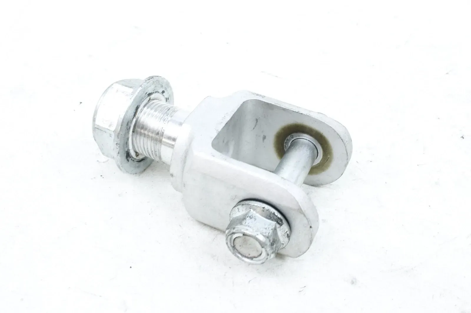 08-09 SUZUKI GSXR600 REAR BACK SHOCK ABSORBER SUSPENSION BOLT BRACKET