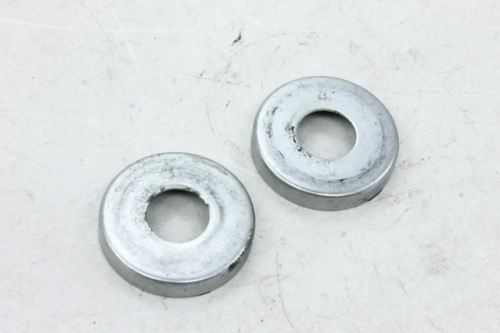 2002 2003 YAMAHA YZF R1 OEM REAR BACK SWINGARM BOLT SUSPENSION PIVOT SPACER