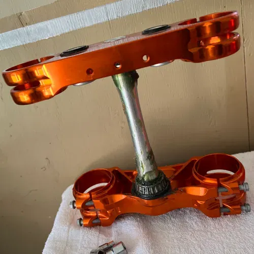 KTM Factory Triple Clamps
Brand New 