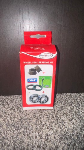 85 wheel seal bearing kit 