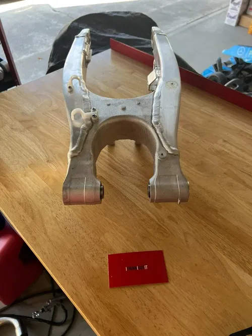 NEW 2024-2025 Yamaha YZ250F YZ450F OEM Swing Arm BHR-22110-00-00