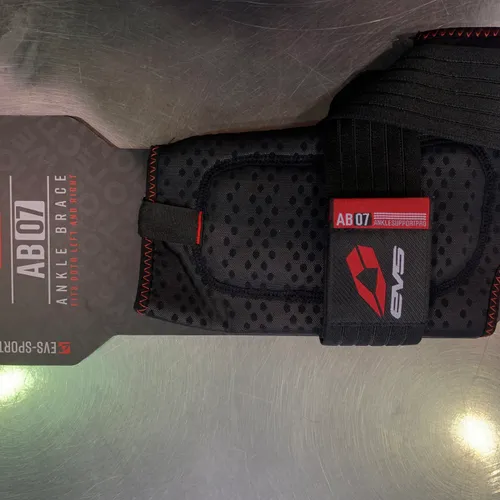 EVS Protective - Size S