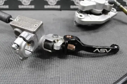 2000 KAWASAKI KX125 KX250 OEM FRONT BRAKE CALIPER MASTER CYLINDER ASV LEVER LINE