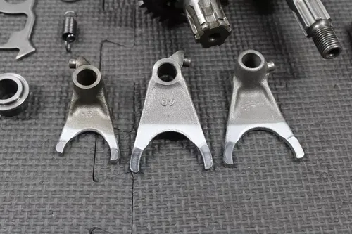 1997 KAWASAKI 95-97 KX100 88-97 KX80 OEM TRANSMISSION TRANS GEARBOX SHIFT FORKS