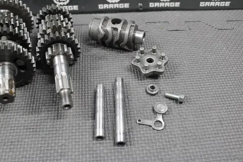1997 KAWASAKI 95-97 KX100 88-97 KX80 OEM TRANSMISSION TRANS GEARBOX SHIFT FORKS