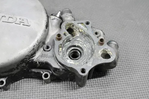 1985 HONDA CR125R OEM ENGINE RIGHT SIDE CASE INNER CLUTCH COVER 11340-KA3-760